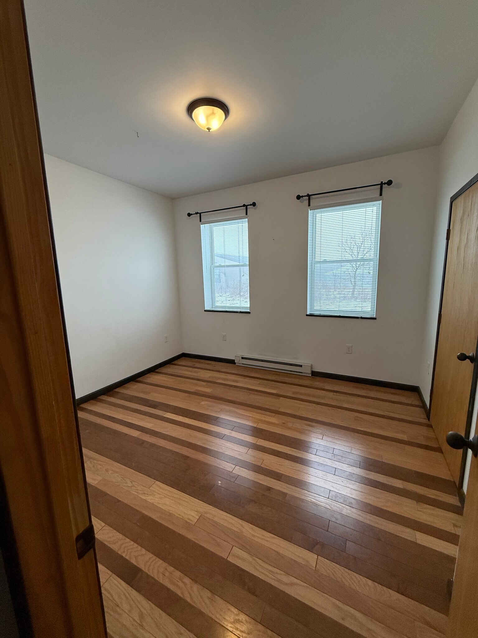 Building Photo - 8385 Geneva St