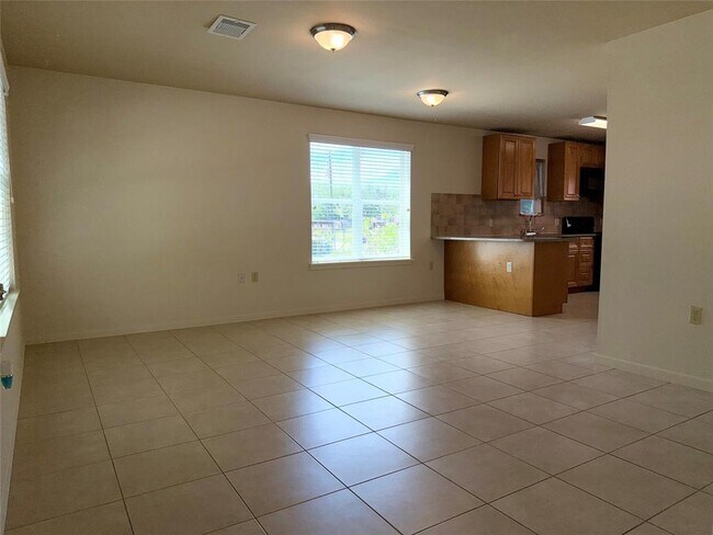 Building Photo - 10058 Emnora Ln