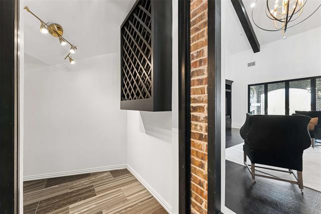 Building Photo - 2871 Creekwood Ln