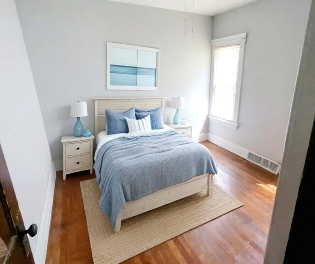 Building Photo - 1280 Fry Ave