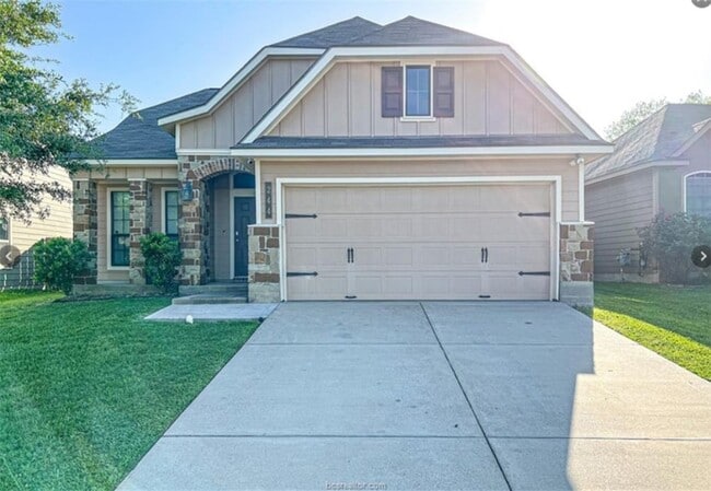 Primary Photo - 244 Fieldstone Pl