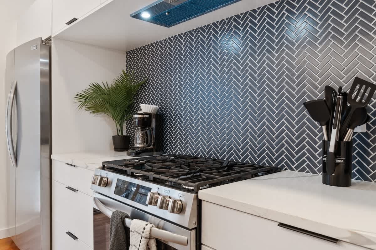 Stove - 1240 Butterfield Way