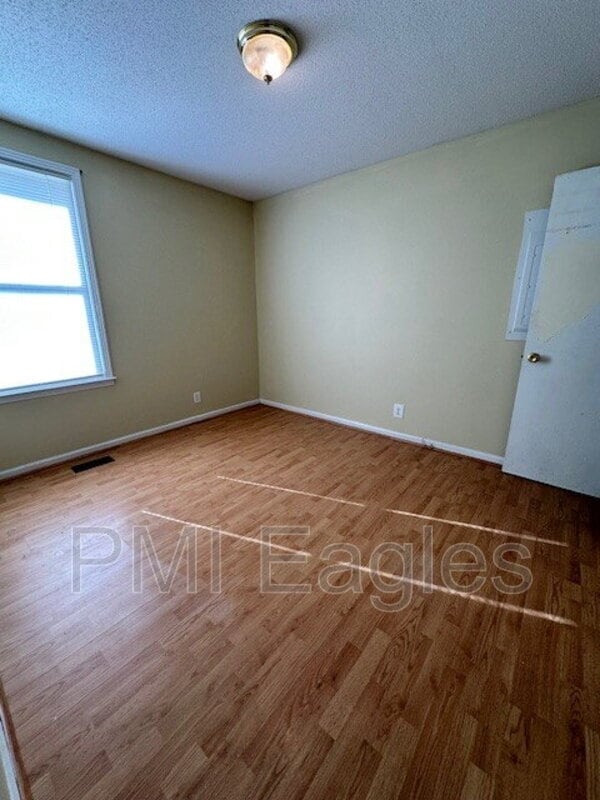 Building Photo - 3444 Arvin Dr