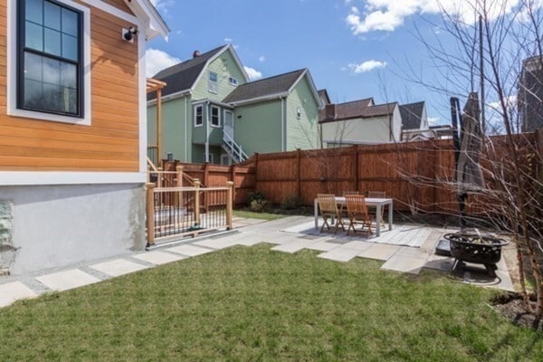 Building Photo - 409 Norfolk St