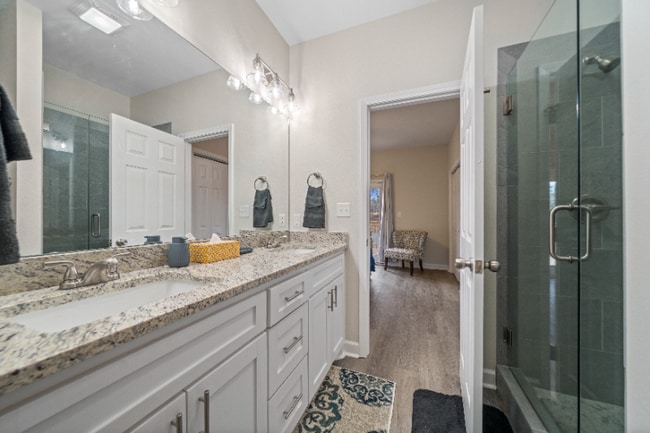 Building Photo - 165 Pebble Beach Pl