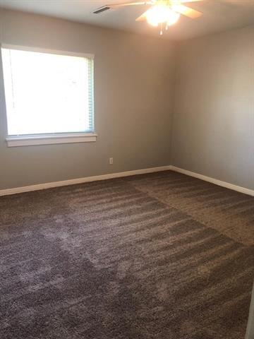 Building Photo - 3984 Park Ln