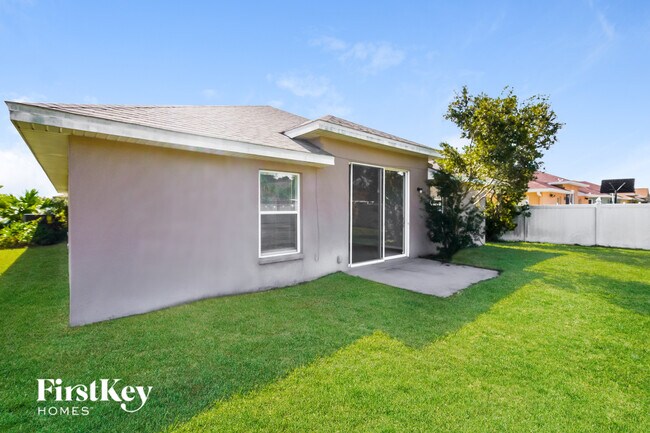 Building Photo - 2101 Laparelle Dr