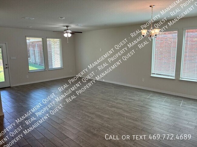 Building Photo - 8164 Trudy Ln