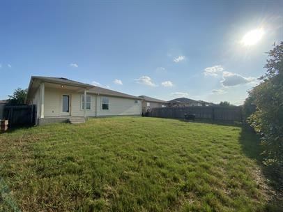 Building Photo - 107 Lavaca Loop