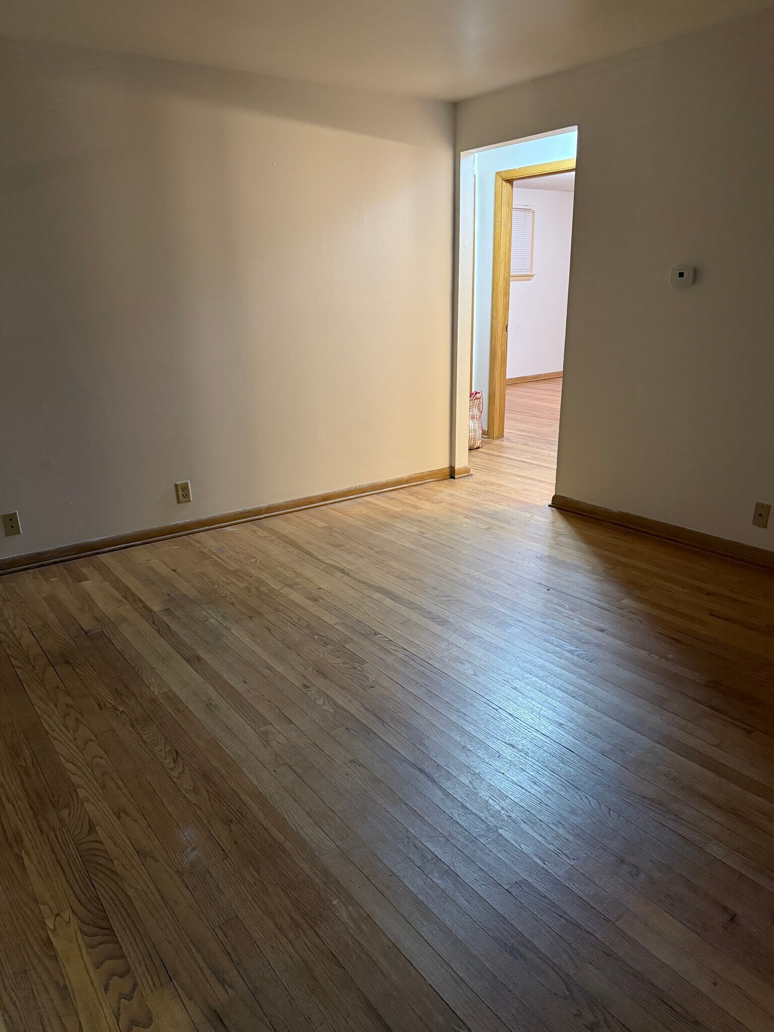 Building Photo - 6207 W Oklahoma Ave