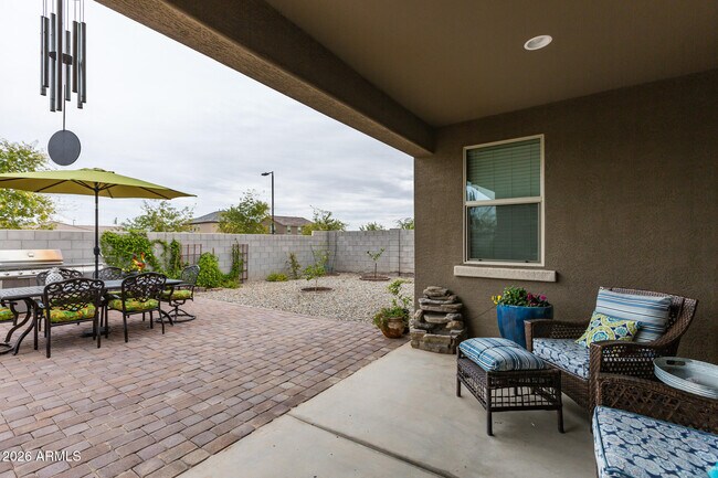 Building Photo - 35549 N Bandolier Dr