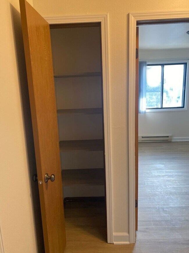 Building Photo - 7911 60th Ave