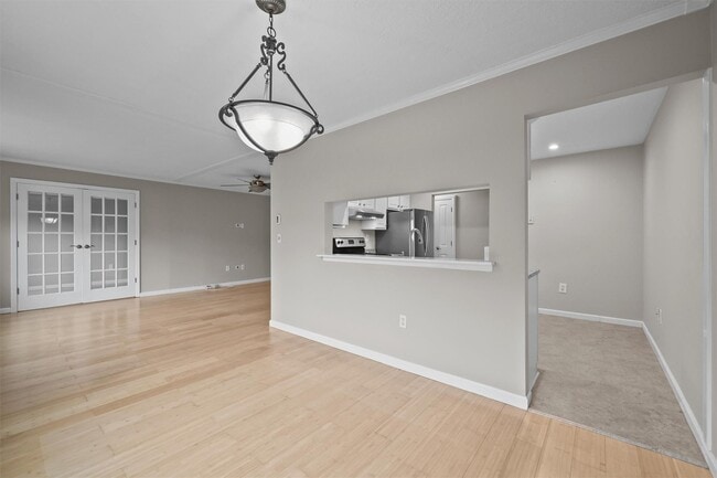 Building Photo - 407 Sierra Vista Ln