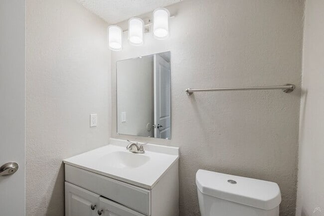 Building Photo - Affordable Living 20 Minutes from Everything Atlanta - Manchester Ridge