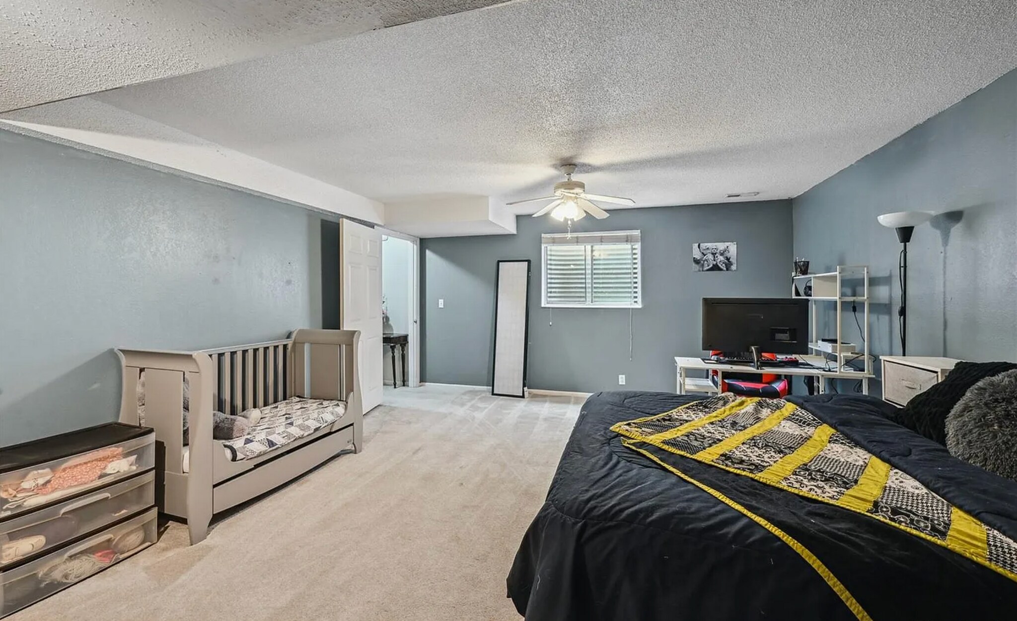 Building Photo - 646 S Joplin St