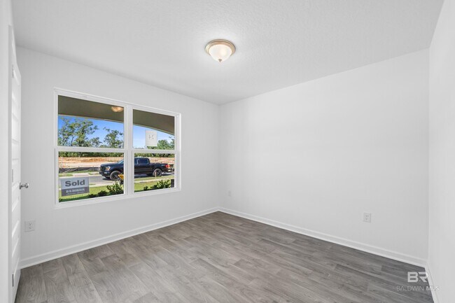 Building Photo - 14639 Dayton Cir