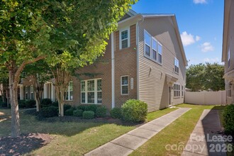 Building Photo - 18448 W Catawba Ave