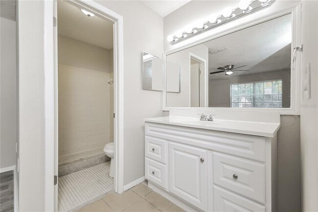 Building Photo - 7606 Willow Park Dr