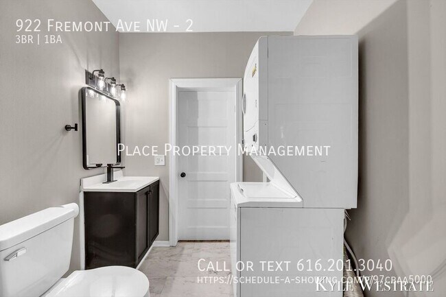 Building Photo - 922 Fremont Ave NW