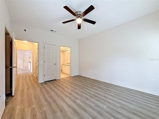 Building Photo - 704 Eagle Pond Dr