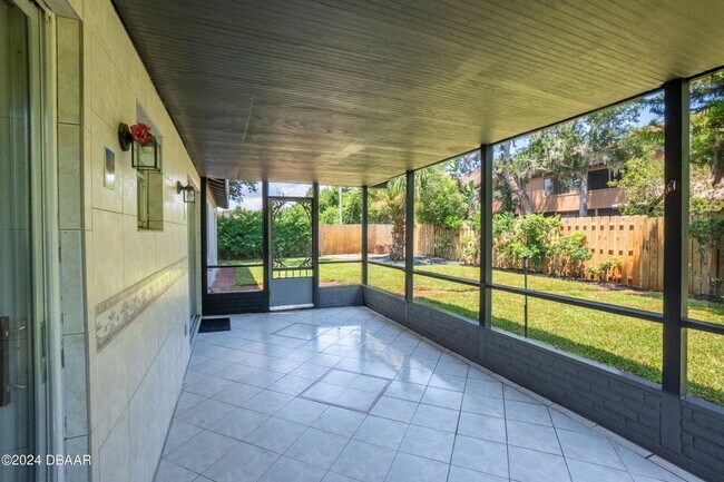 Building Photo - 118 Pinion Cir