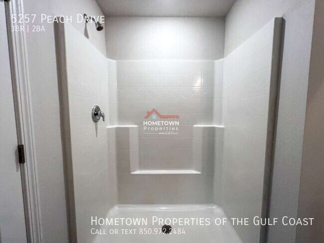 Building Photo - 5257 Peach Dr