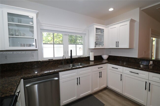 Building Photo - 7961 SW 110th Ter