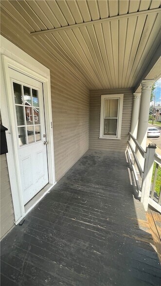 Building Photo - 401 N McKean St