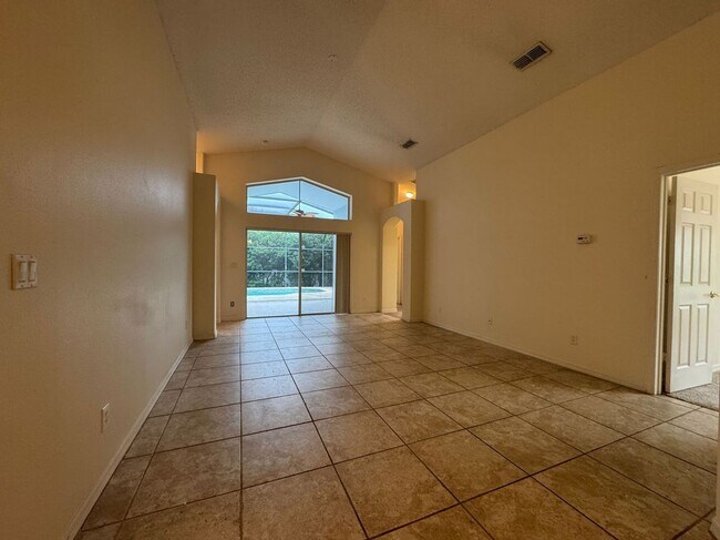 Building Photo - 16004 Blossom Hill Loop