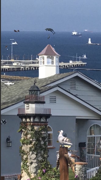 Building Photo - 706 W 29th St