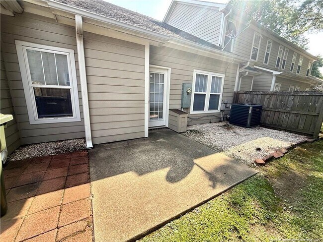 Building Photo - 5737 Pooh Ave