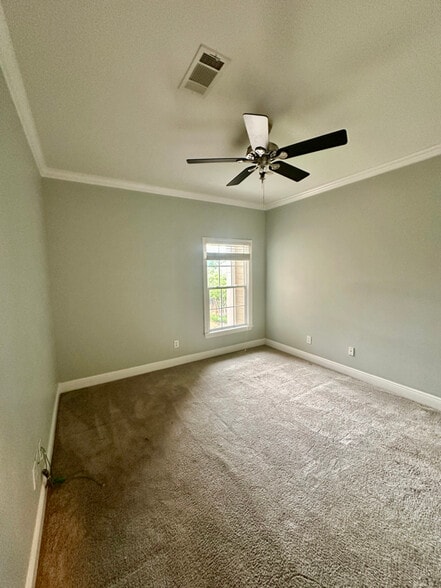 Building Photo - 25 Charleston Cir