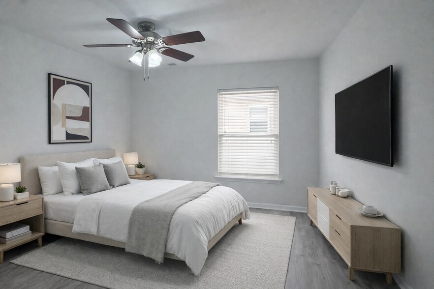 Bedroom 3 - Smallest but can also fit queen size bed - 429 Indigo Ridge Dr