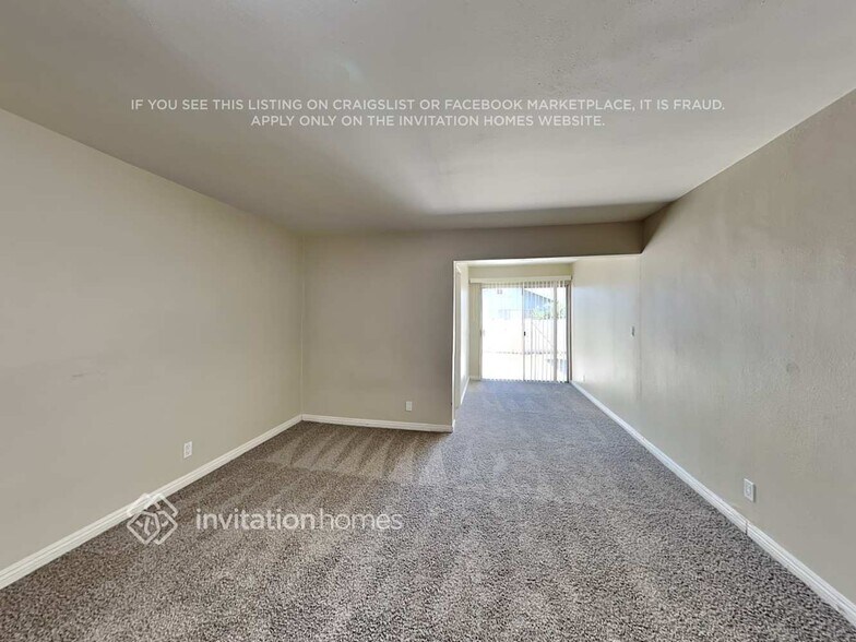 Building Photo - 12000 Lorne St