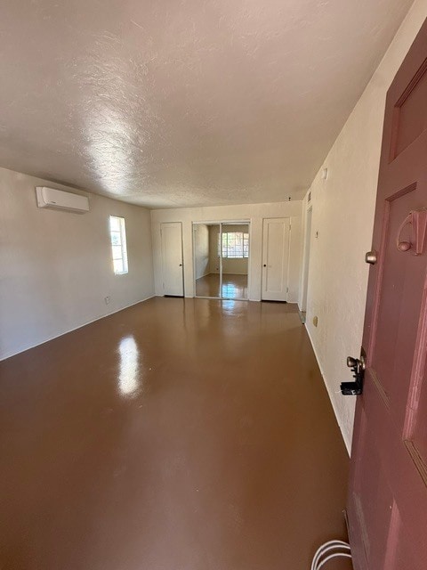 Building Photo - Town Home For Rent