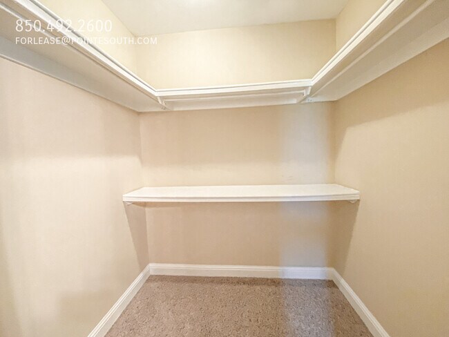 Building Photo - Brookhaven Subdivision
