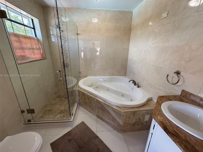 Building Photo - 9842 Watermill Cir