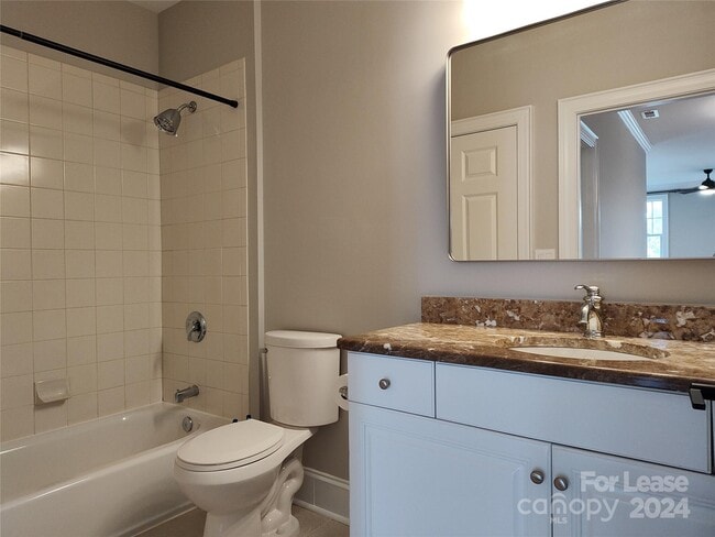 Building Photo - 1129 Park West Dr