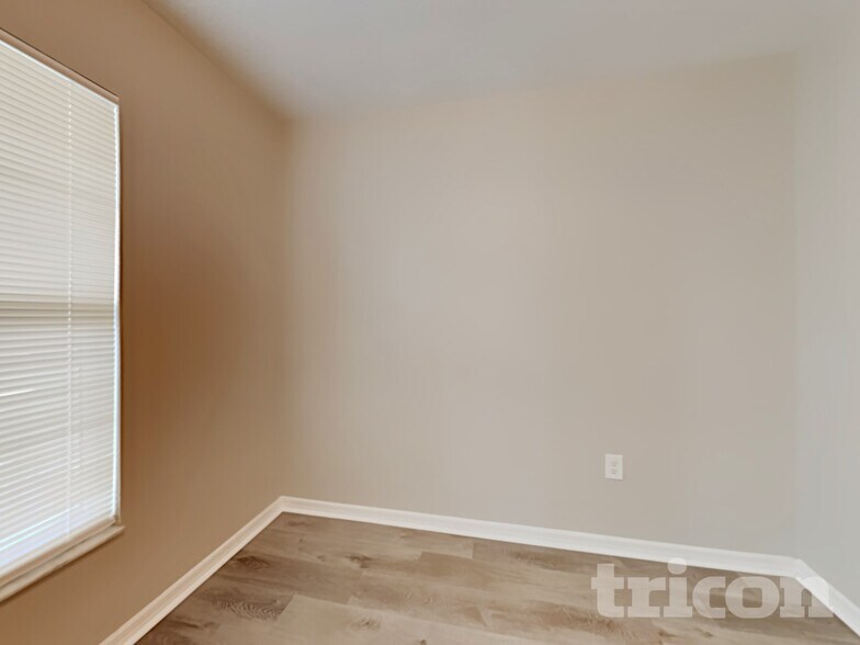Building Photo - 1119 Shared Passion St