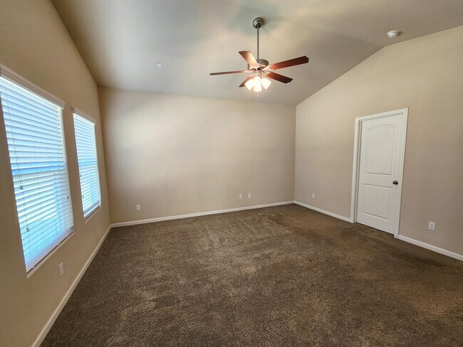 Building Photo - 13710 Onyx Night Dr