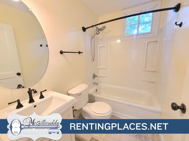 Building Photo - 1705 Holden Ct