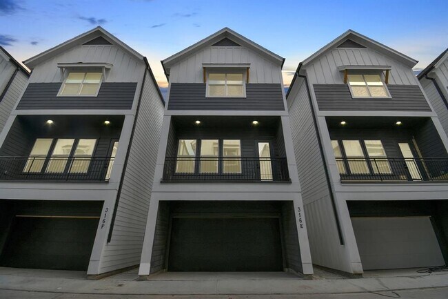 Primary Photo - 316 Thornton Rd