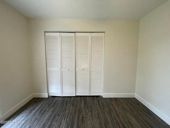 Building Photo - 90 Hickory Hills Cir