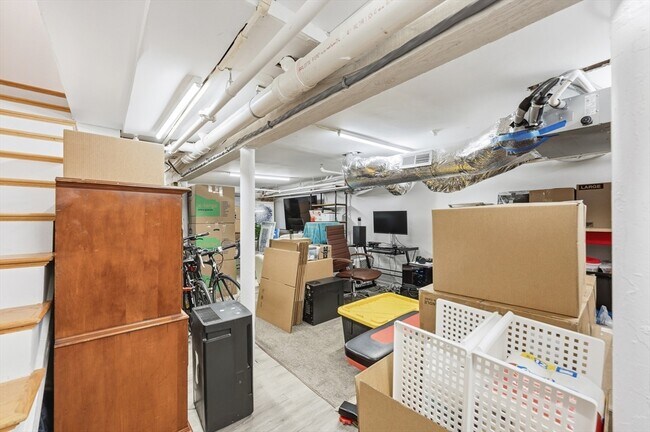 Building Photo - 64 O St