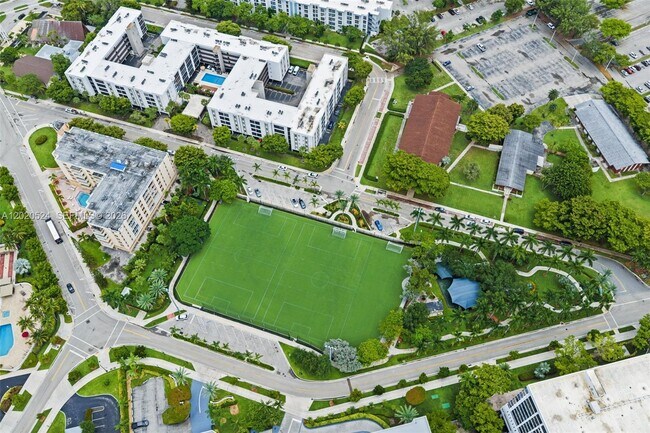 Building Photo - 200 178th Dr