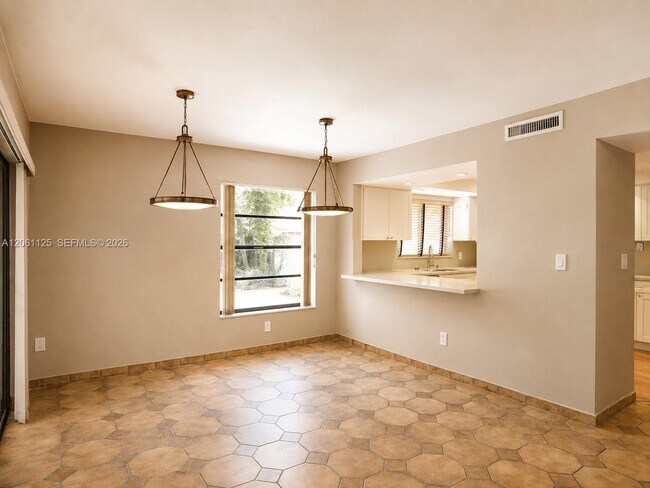 Building Photo - 11712 SW 91st Terrace