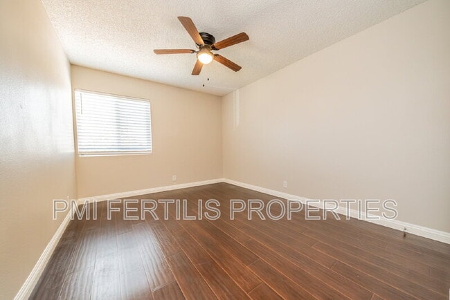 Building Photo - 1229 Hibiscus St