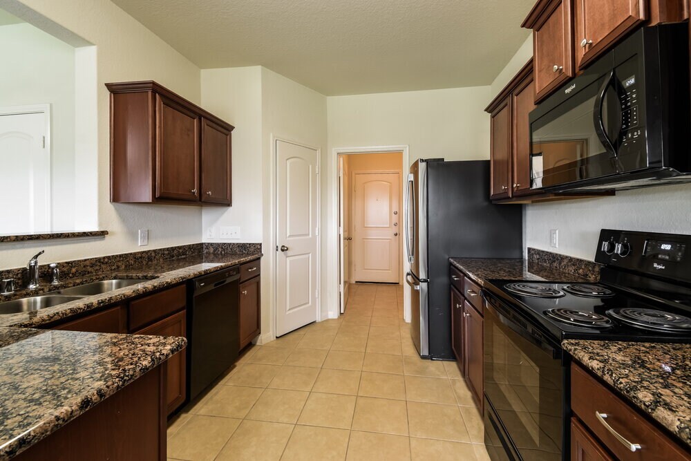 Building Photo - 2435 Golden Brandy Ln