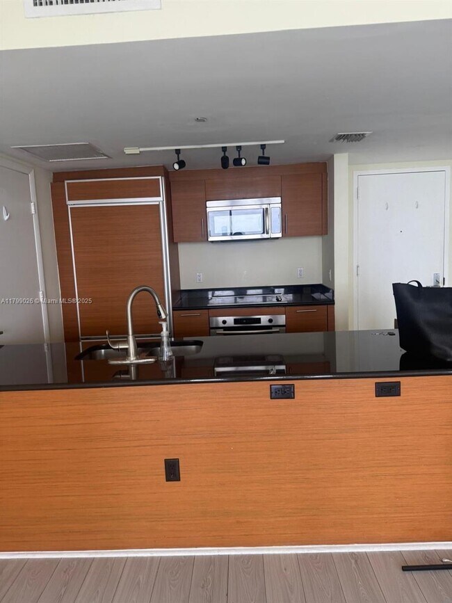 Building Photo - 50 Biscayne Blvd