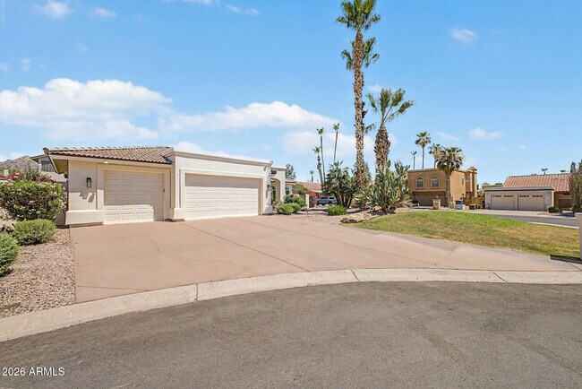 Building Photo - 3740 E Tonto Ct